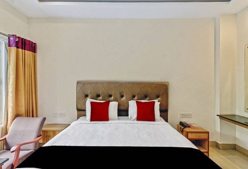 هتل Capital O 43238 The Taj Regency