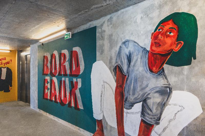 هتل Eklo Bordeaux Centre Bastide