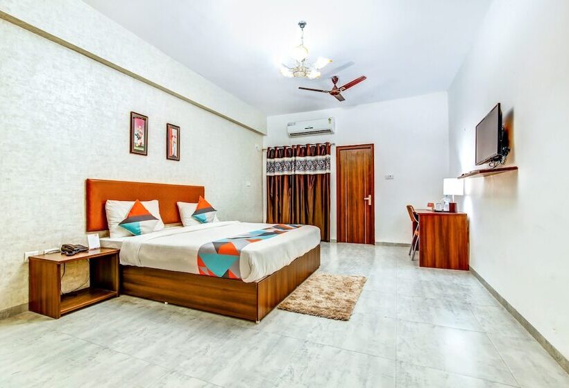 Hotel Fabexpress Classio Suites