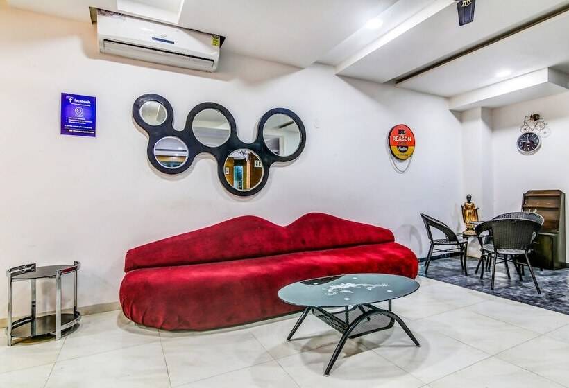 Hotel Fabexpress Classio Suites