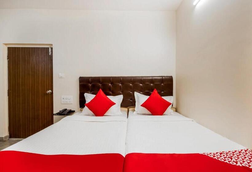 Отель G P Residency By Oyo Rooms