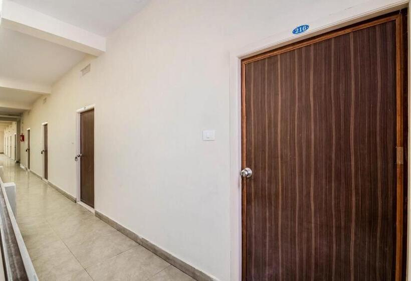 호텔 G P Residency By Oyo Rooms