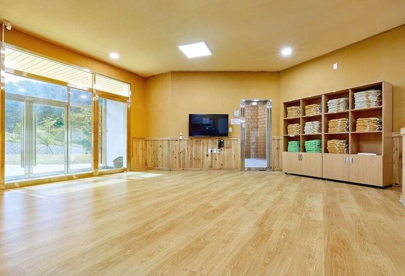 Hotel Geumgangsong Ecorium