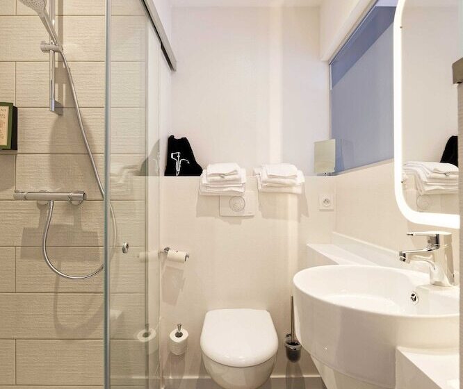 ホテル Contact Hôtel De La Gare Et Son Restaurant Côte à Côte