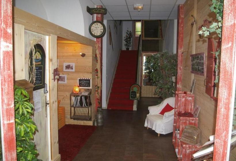 Отель L Hermitage