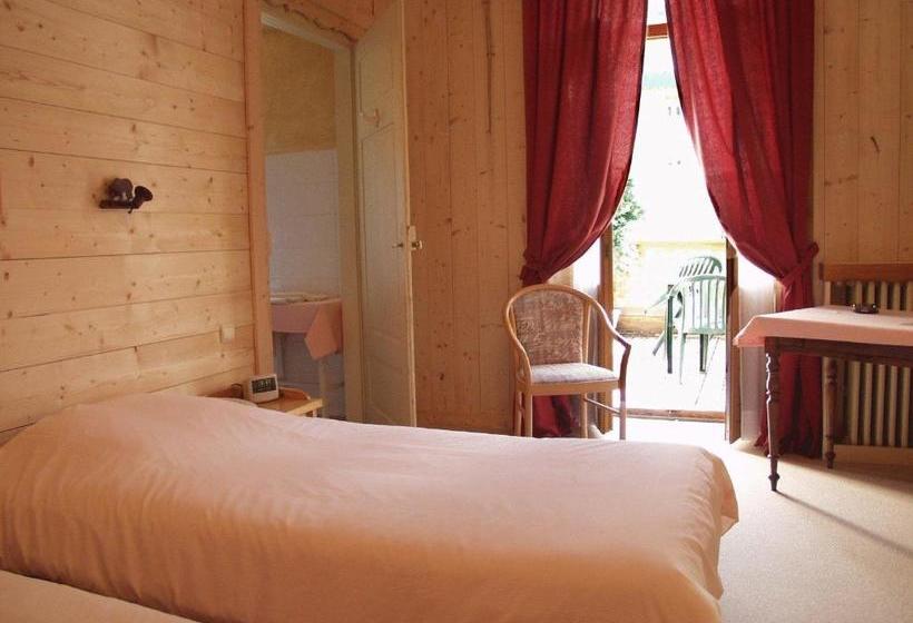 Отель L Hermitage