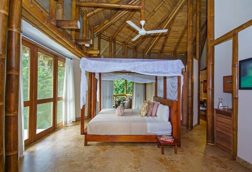هتل La Selva Jungle By Eco Luxury Group