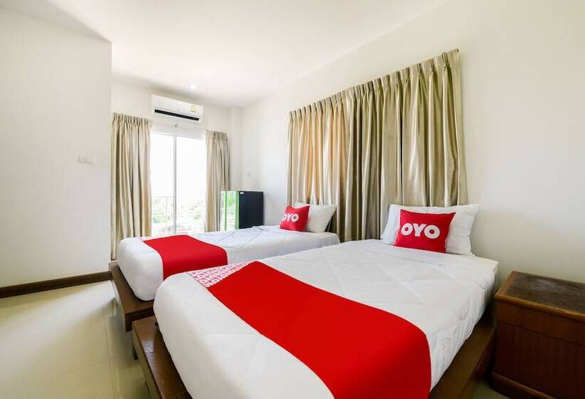 Отель Mae Saeng Place By Oyo Rooms