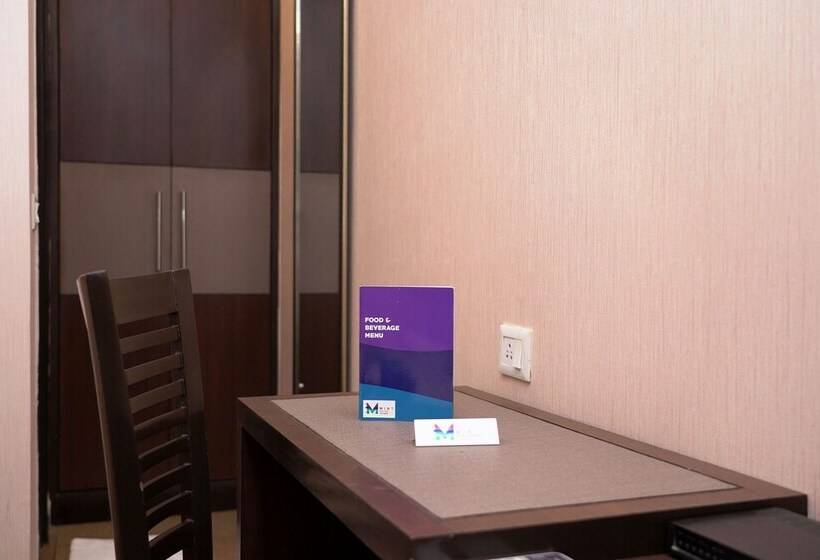 Отель Mint Metropolitan Grand