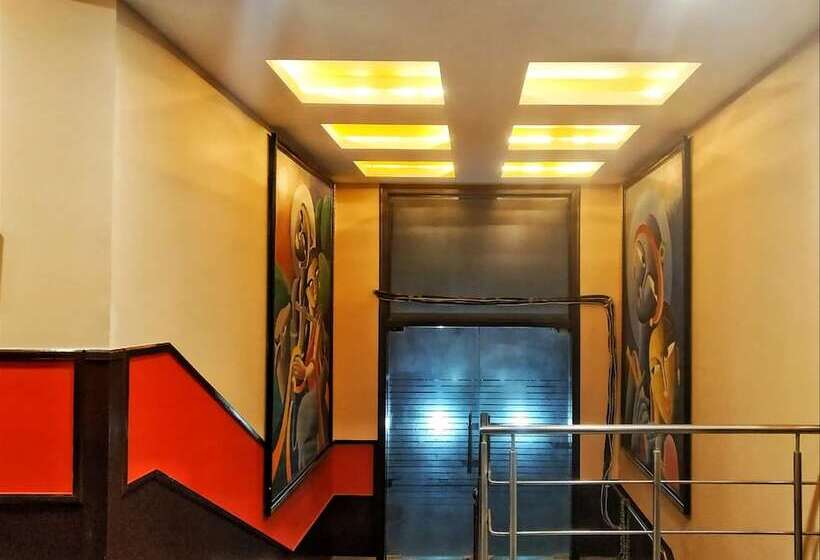 Отель Mint Metropolitan Grand