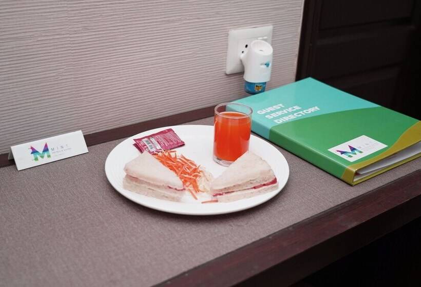 Отель Mint Metropolitan Grand