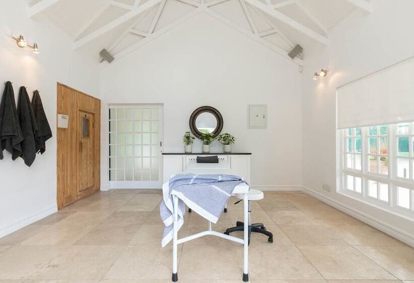 酒店 Oxford Healthcare Retreat