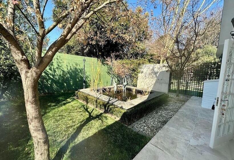 酒店 Oxford Healthcare Retreat