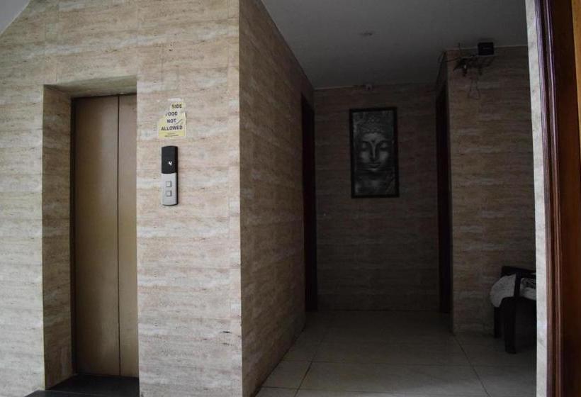 فندق Palm Tree Sector 31