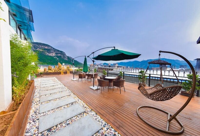 Hotel Qianna Guanshan