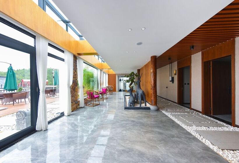 Hotel Qianna Guanshan