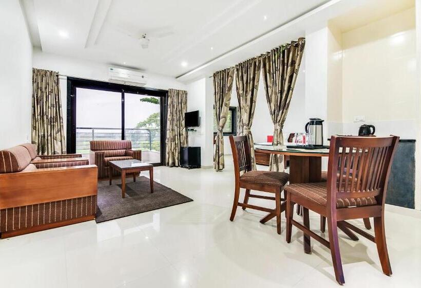 فندق Sapphero Resorts