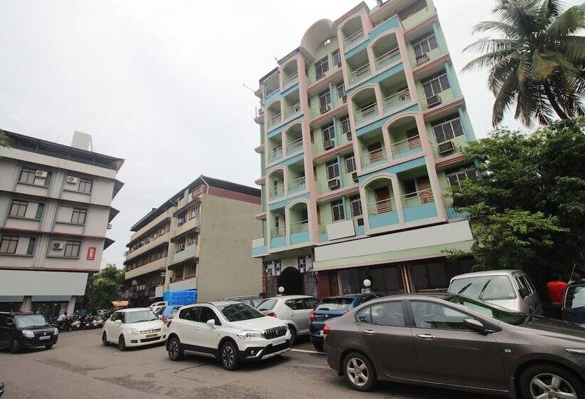 Spot On 46408 Hotel Saaj