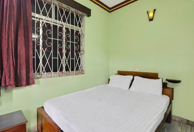 Spot On 46408 Hotel Saaj