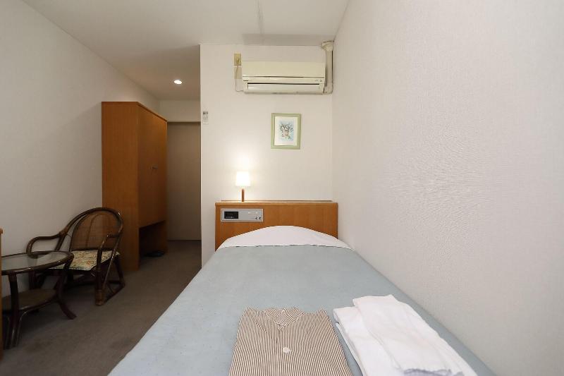 ホテル Tensui By Oyo Rooms