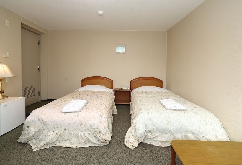 ホテル Tensui By Oyo Rooms