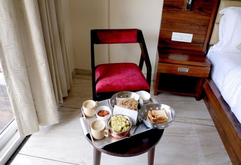 Отель The Green Genius Resort Pushkar