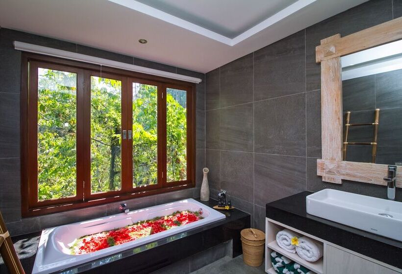 בית מלון כפרי Ubud Hills Villas & Resort