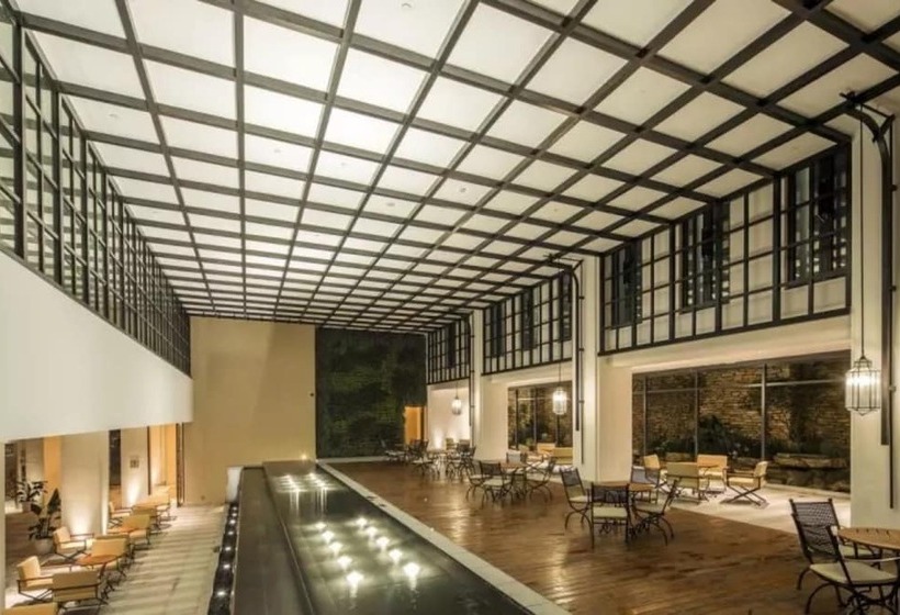 ホテル Yiu Teung Mansion