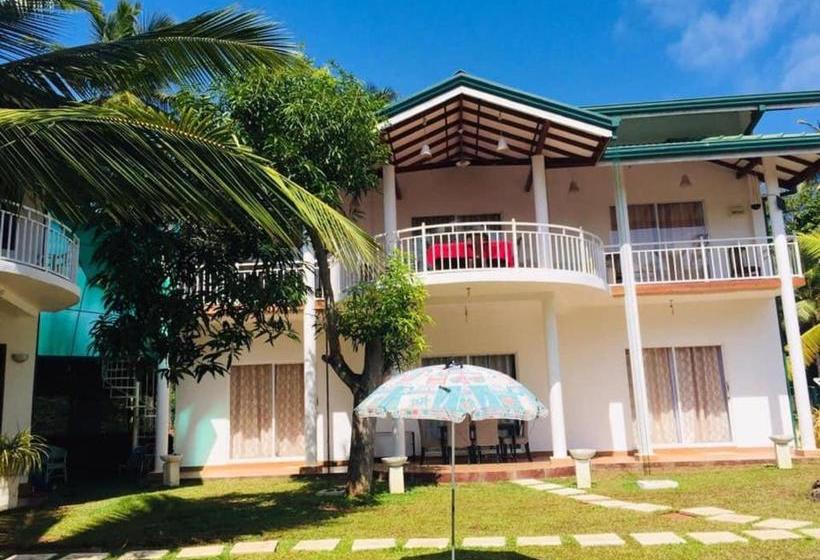 Hotel Yoho Lake View Resort