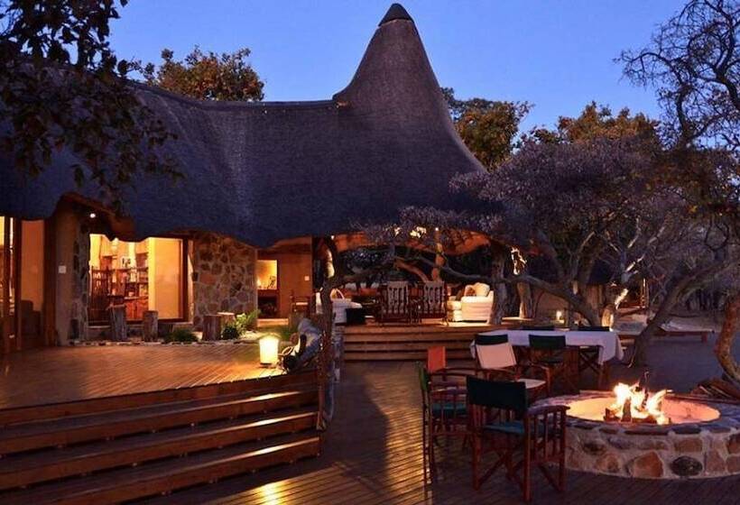ホテル Zangarna Game Lodge