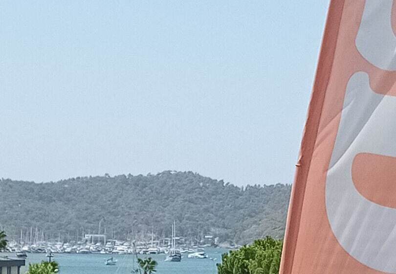 Hzd Apartments Hostel