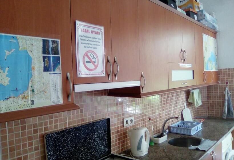 Hzd Apartments Hostel