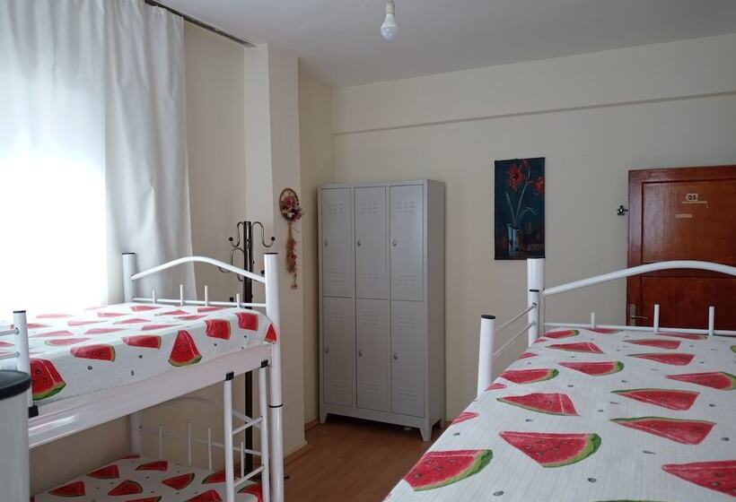 Hzd Apartments Hostel