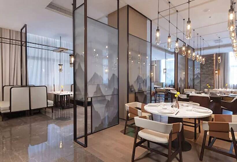 New Century Hotel Zhenhai