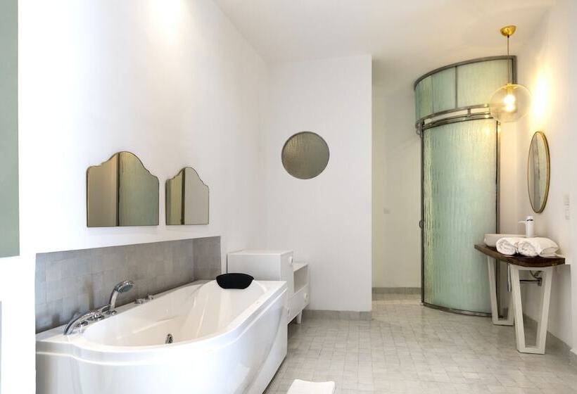 پانسیون Suite Azur