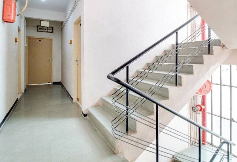 Spot On 37458 Hotel Rahi