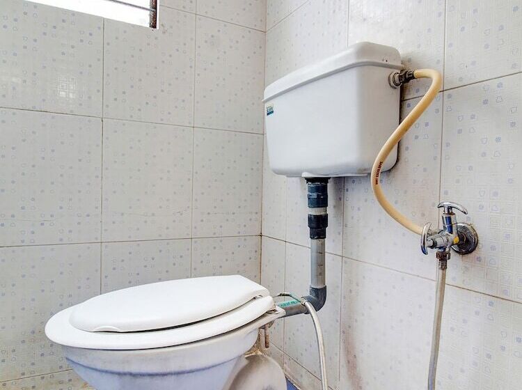 Spot On 37458 Hotel Rahi