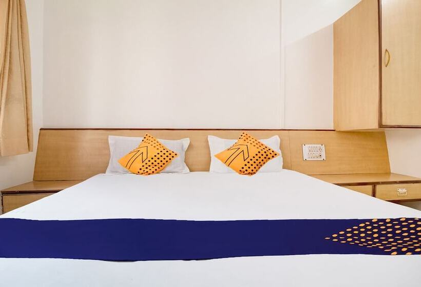 Spot On 37458 Hotel Rahi