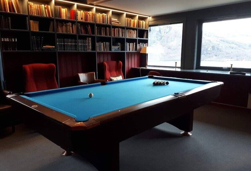 Vatnahalsen Høyfjellshotell