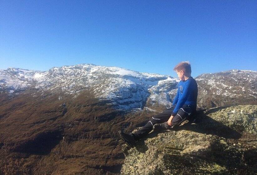 Vatnahalsen Høyfjellshotell