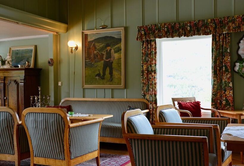 Vatnahalsen Høyfjellshotell