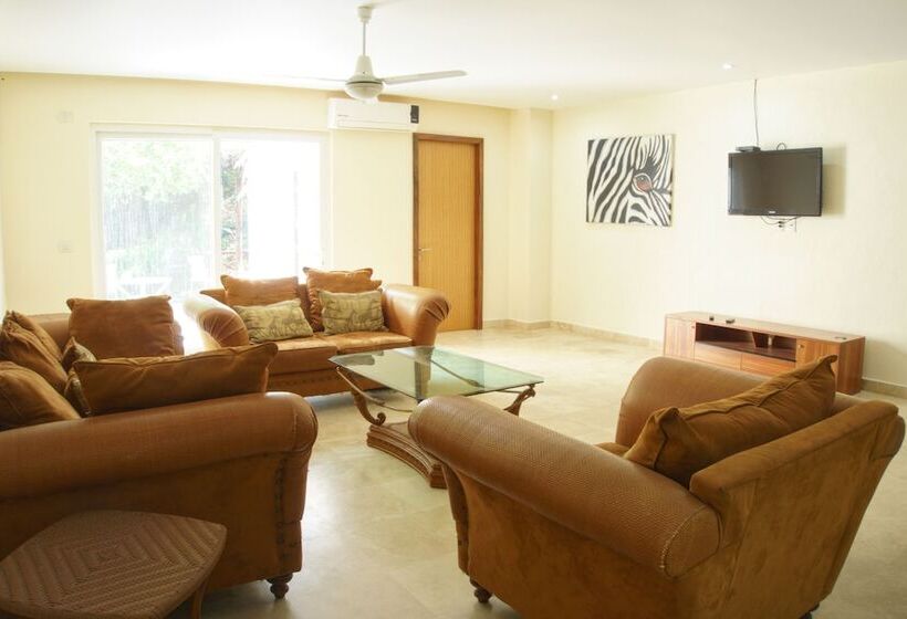 הוסטל Pajaro De Fuego Pool & Terrace