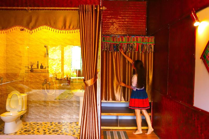 هاستل The Art Golden Jungle House