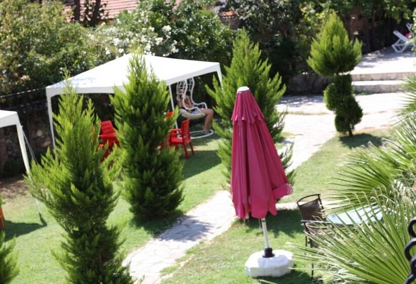 Antik Manastir Butik Otel