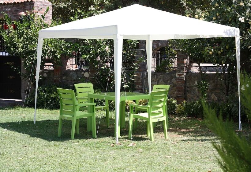 Antik Manastir Butik Otel