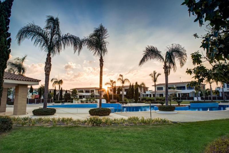 Atlantis Gardens