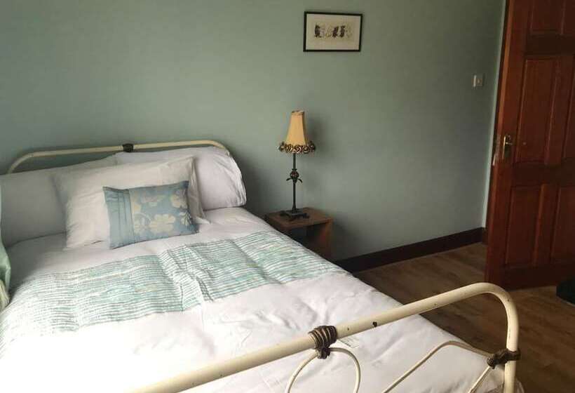 민박 Rose Of The Sea