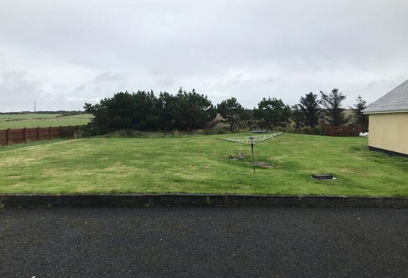 민박 Rose Of The Sea