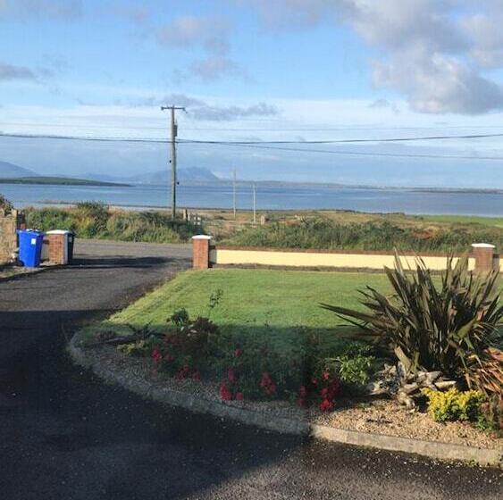 민박 Rose Of The Sea