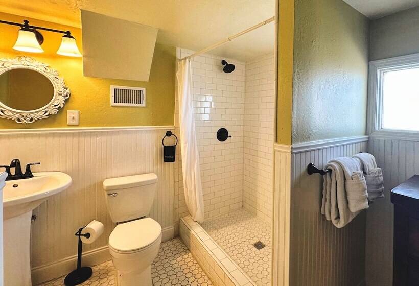 Bed and Breakfast The Mansion On 17th, Formerly Schaefer Haus